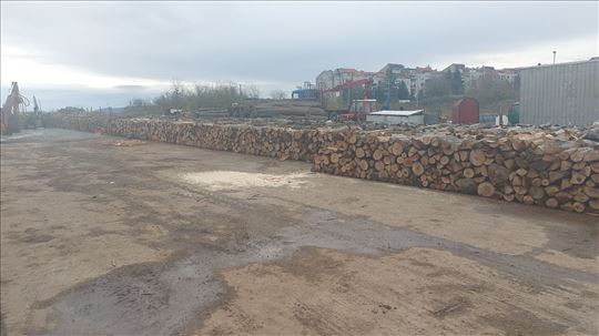 Sve vrste ogrevnog drveta,cer,bukva  i bagrem